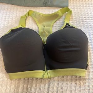Victorias Secret Sports bra - 32DDD